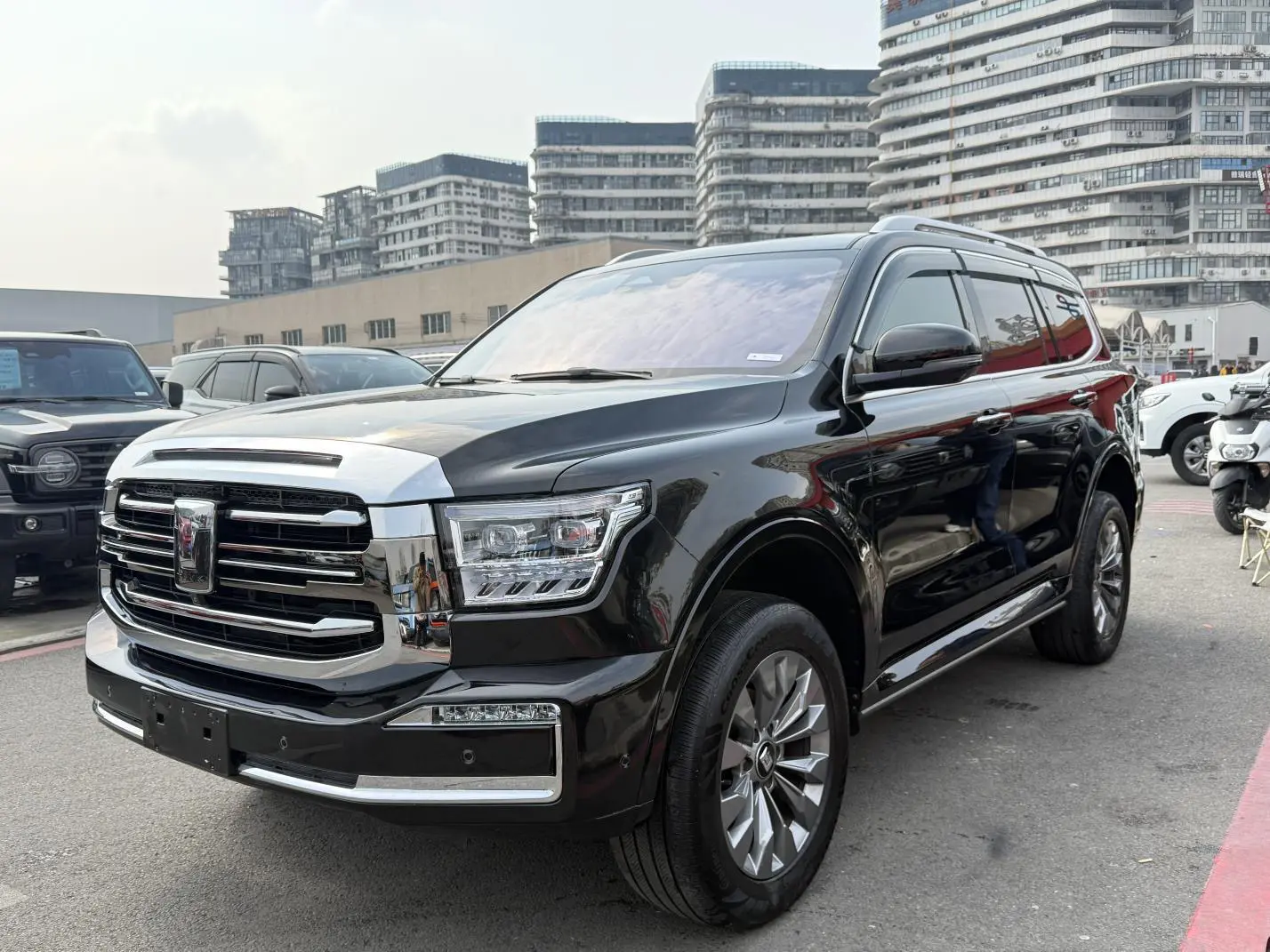 Tank 500  из Китая