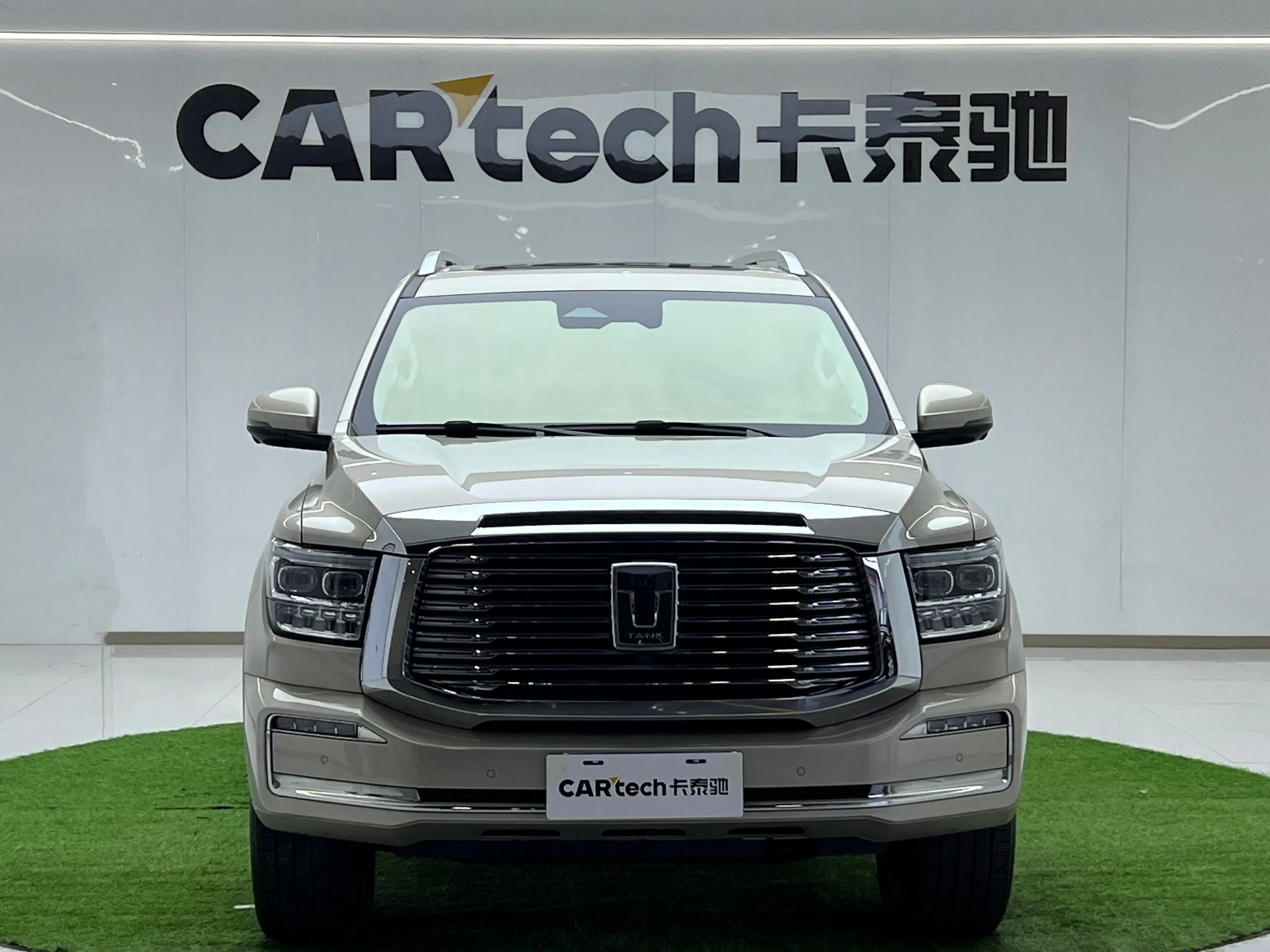 Tank 500  из Китая