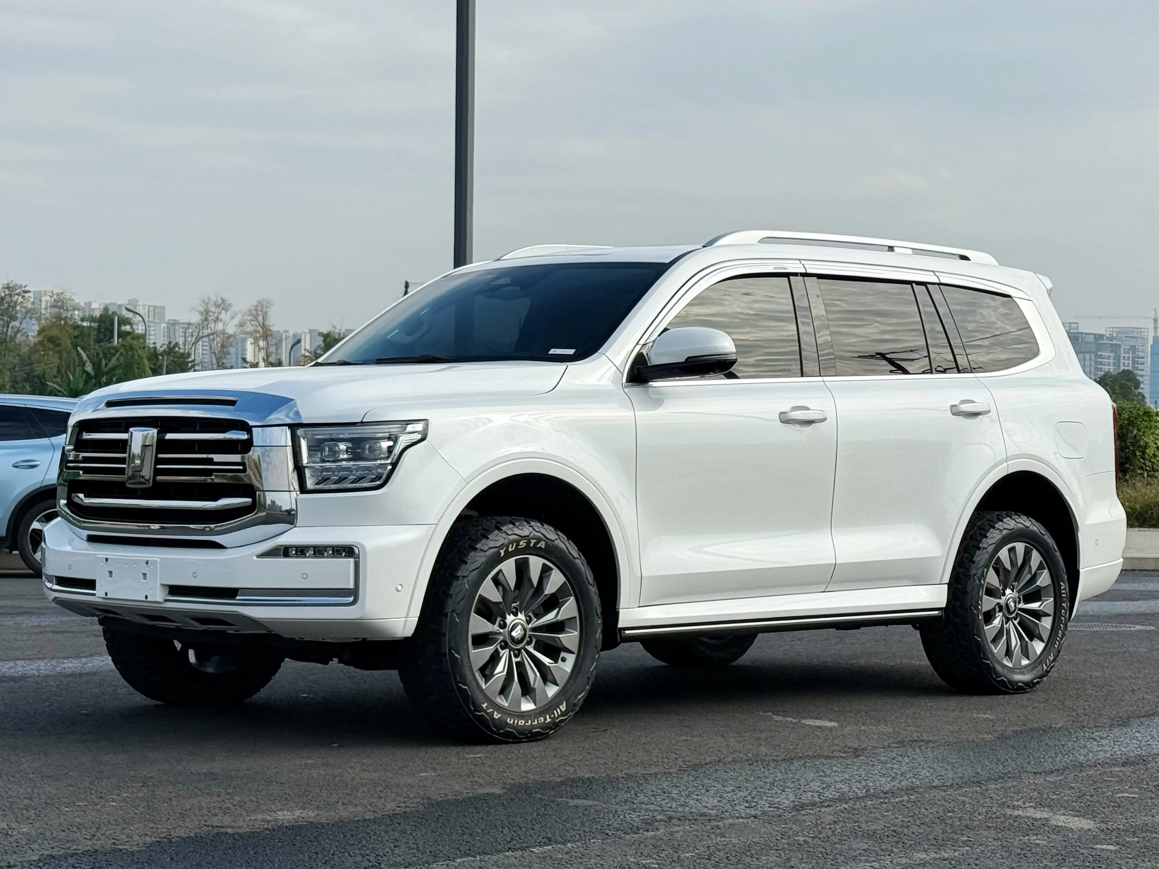 Tank 500  из Китая