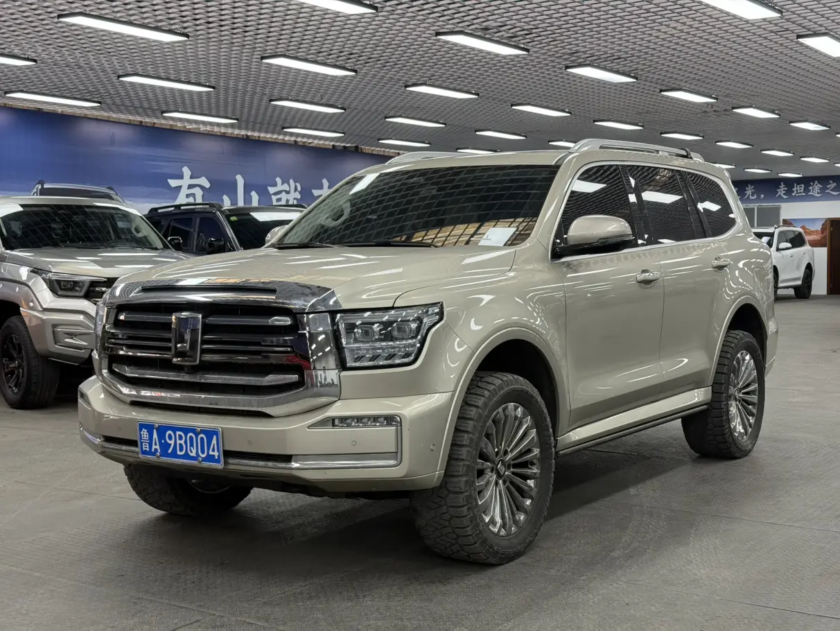 Tank 500  из Китая