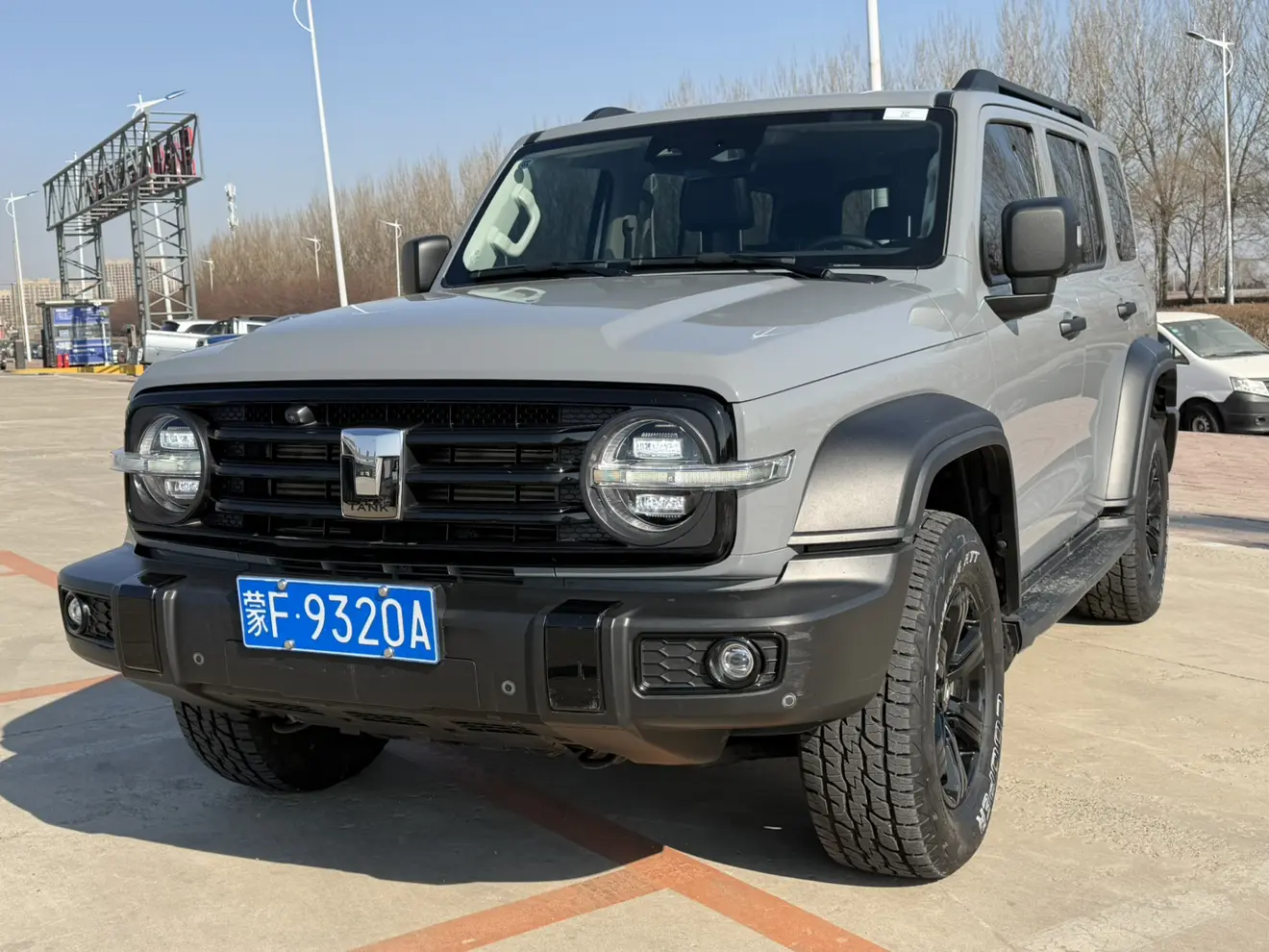 Tank 300