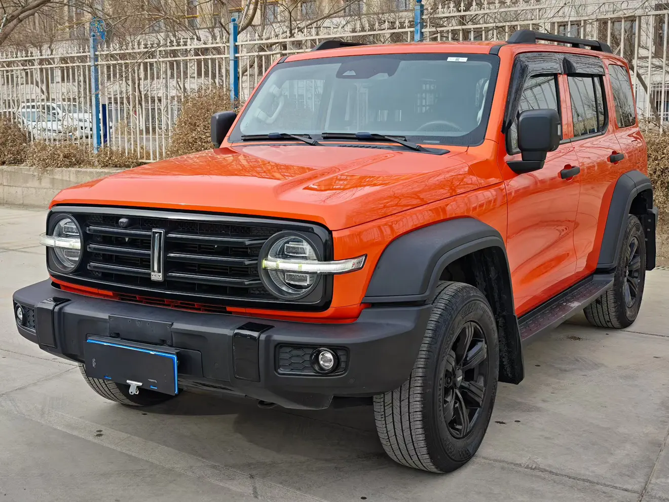 Tank 300  из Китая