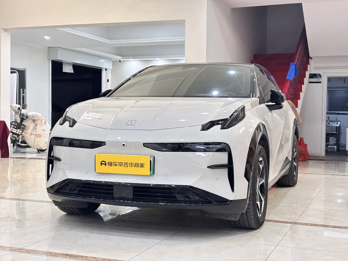 ZEEKR X  из Китая