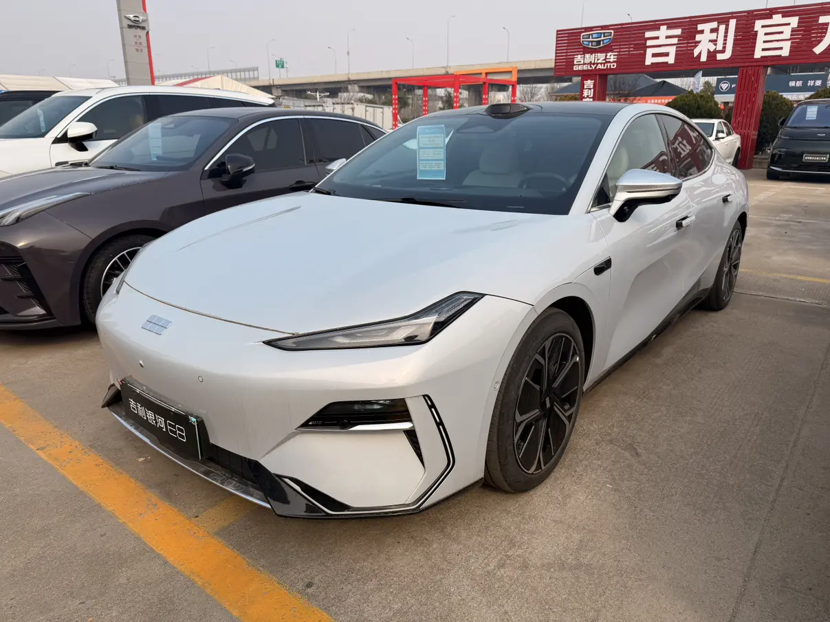 Geely Galaxy E8