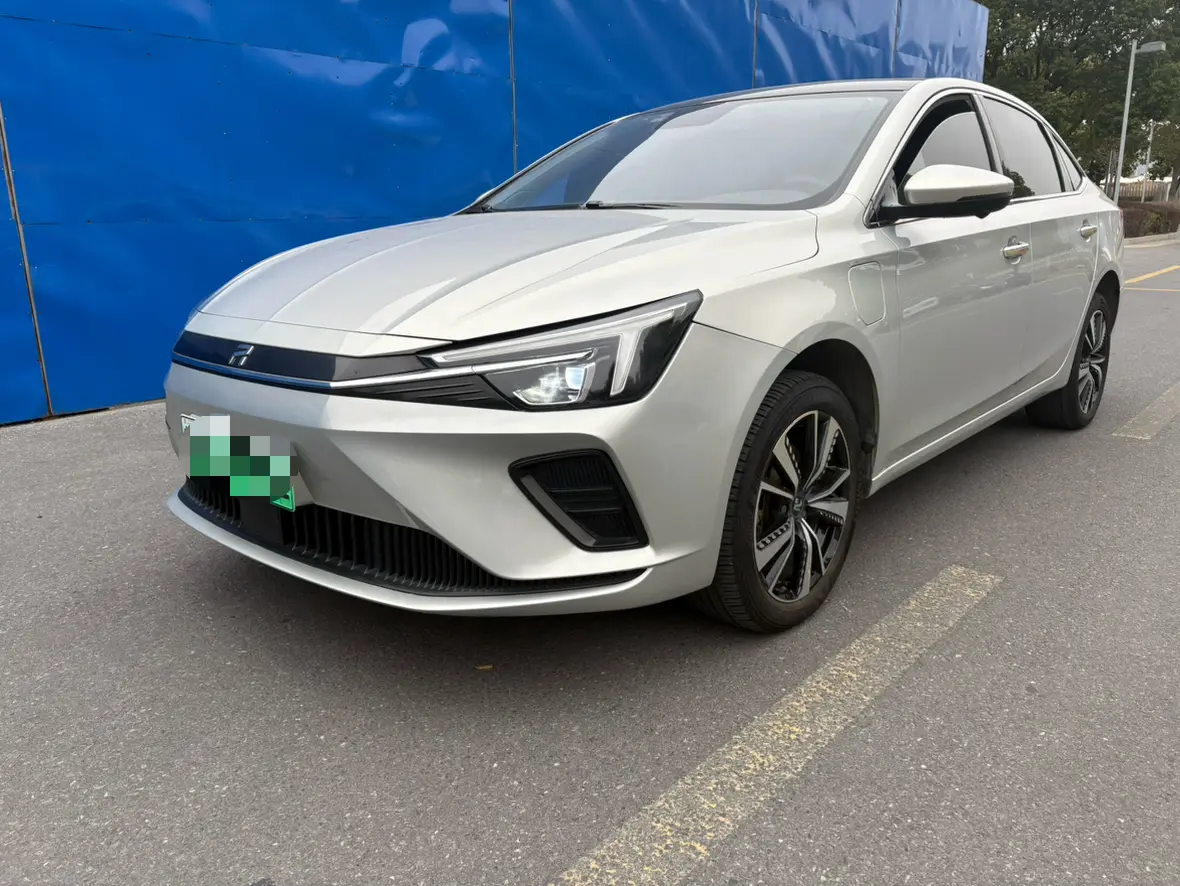 Rising Auto Feifan ER6