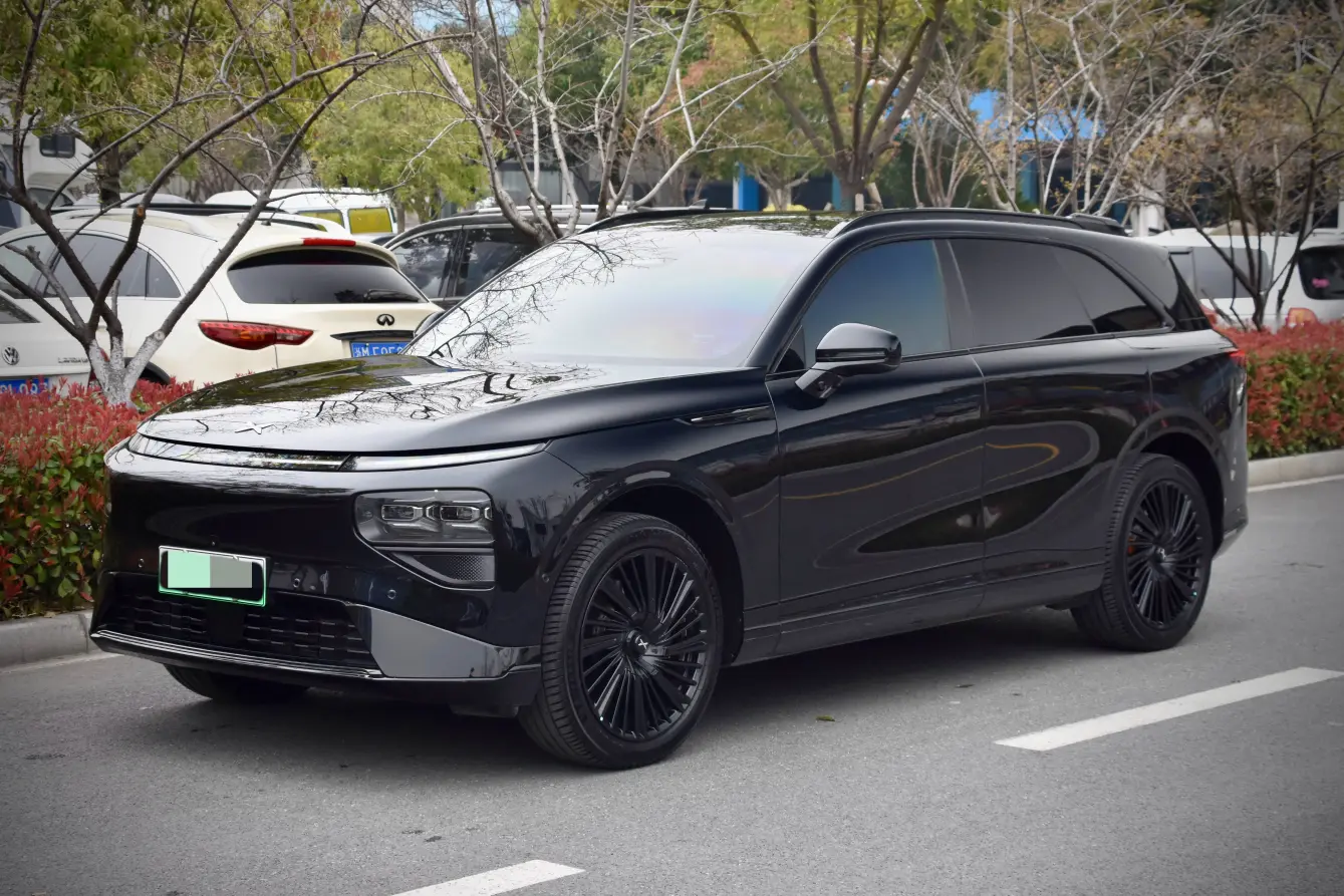 Xpeng G9