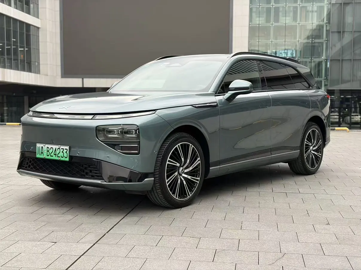 Xpeng G9