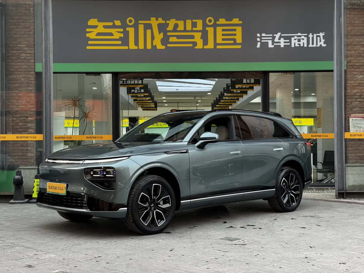 Xpeng G9