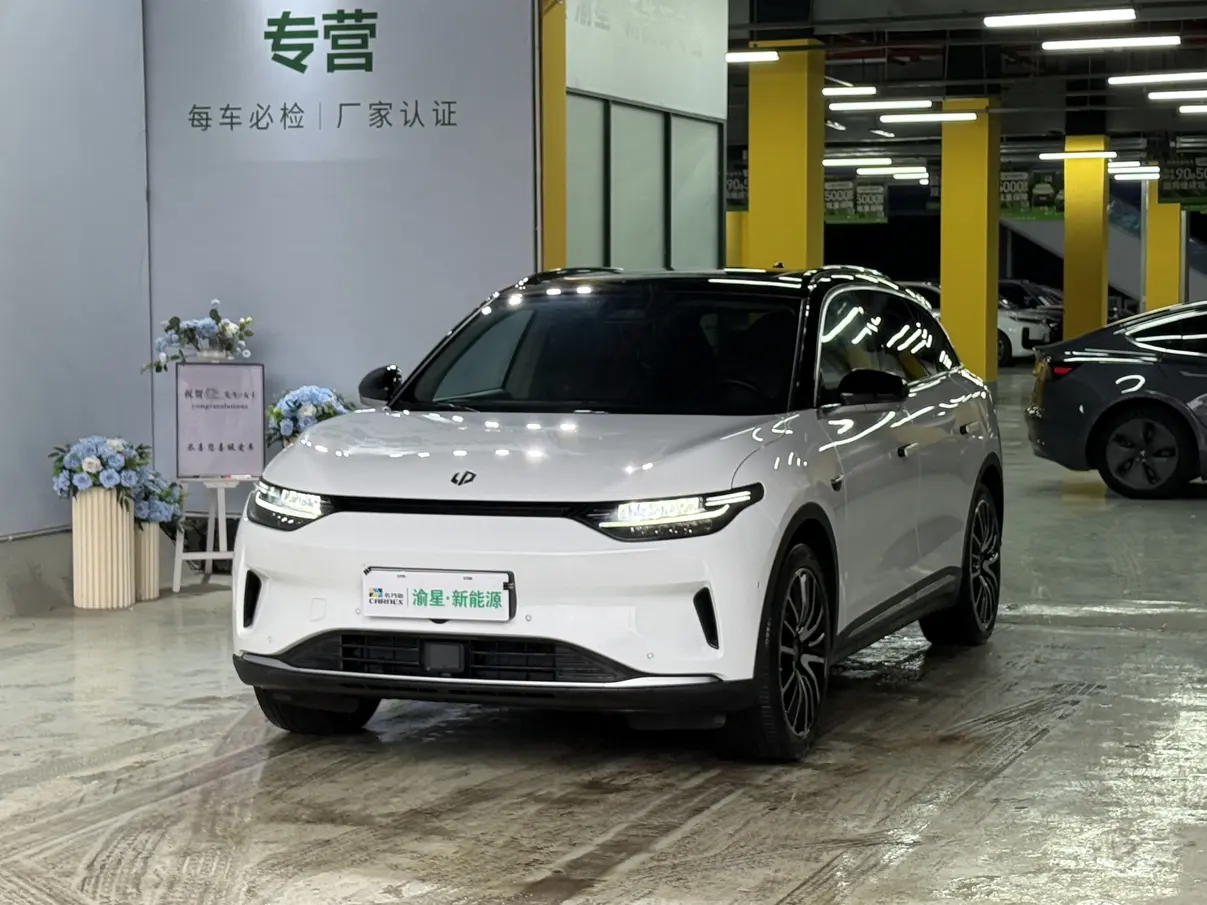 Leapmotor Zero running C11