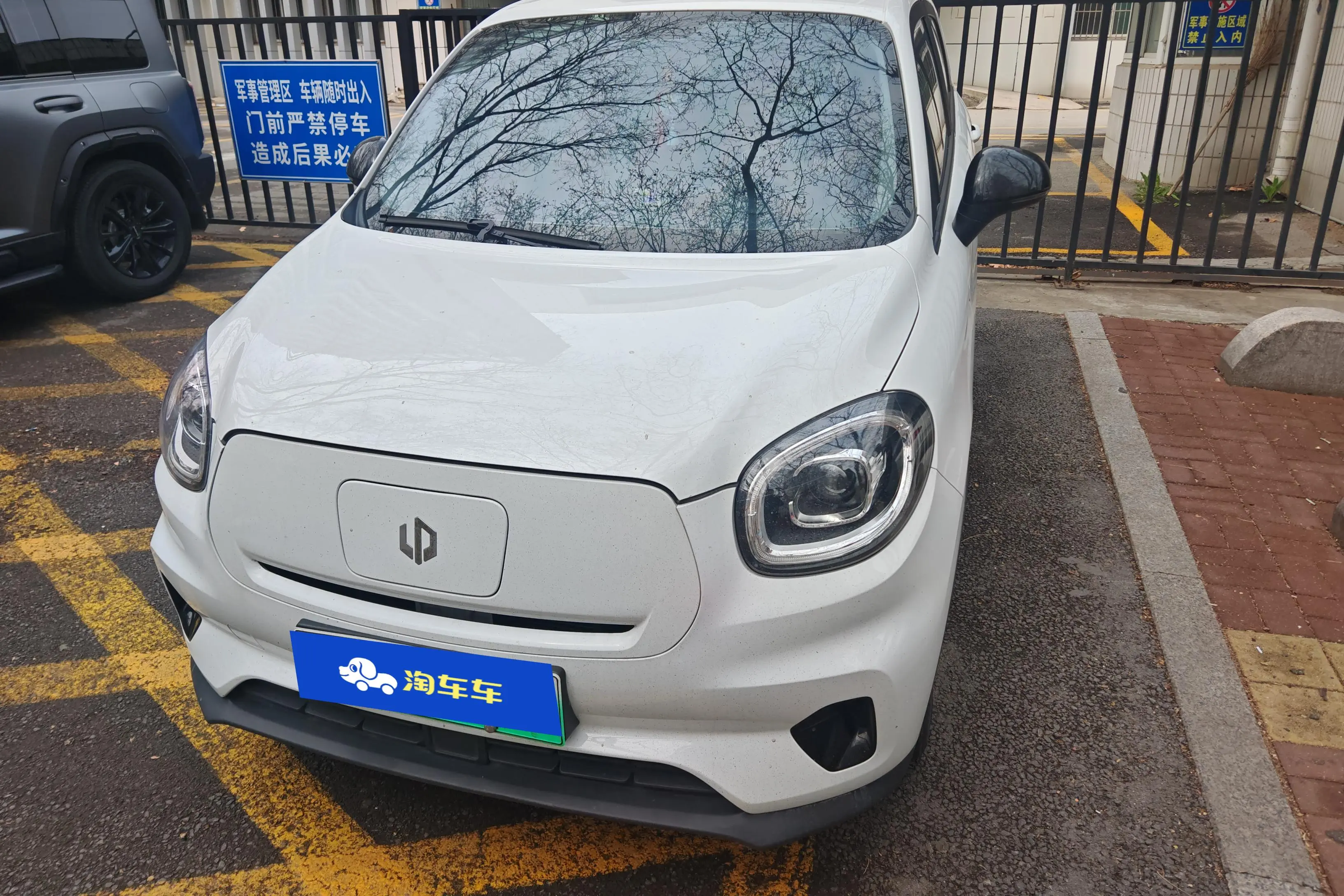 Leapmotor Zero running T03  из Китая