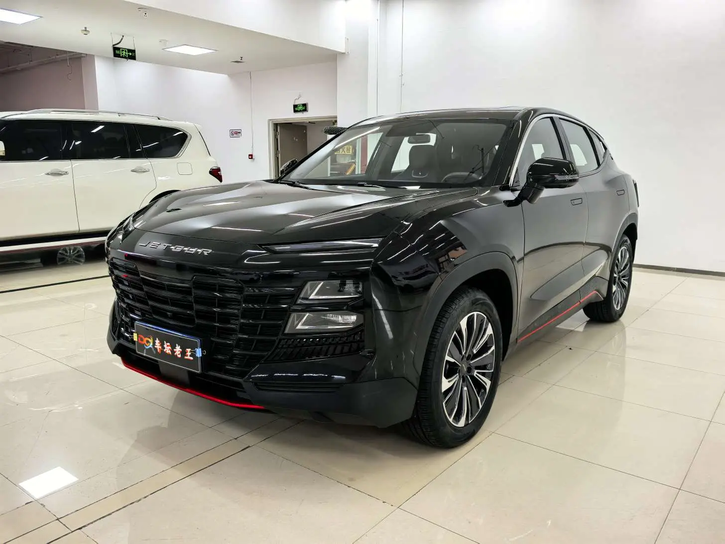 Jetour Dashing  из Китая