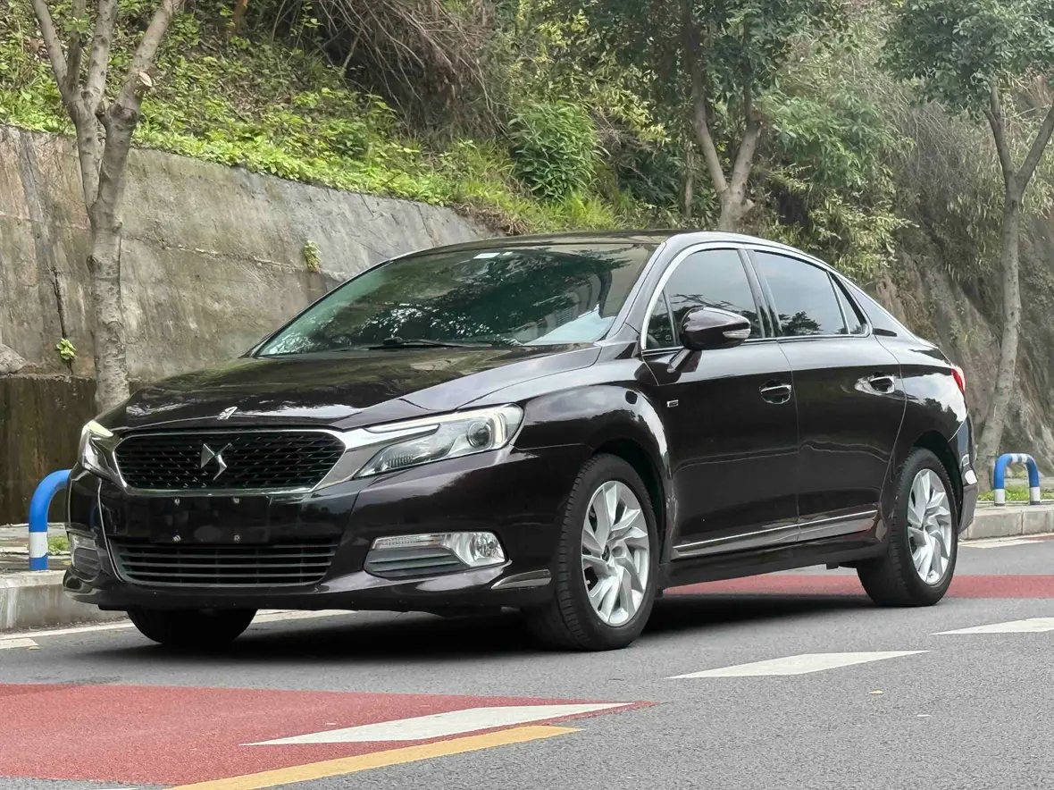 DS 5LS