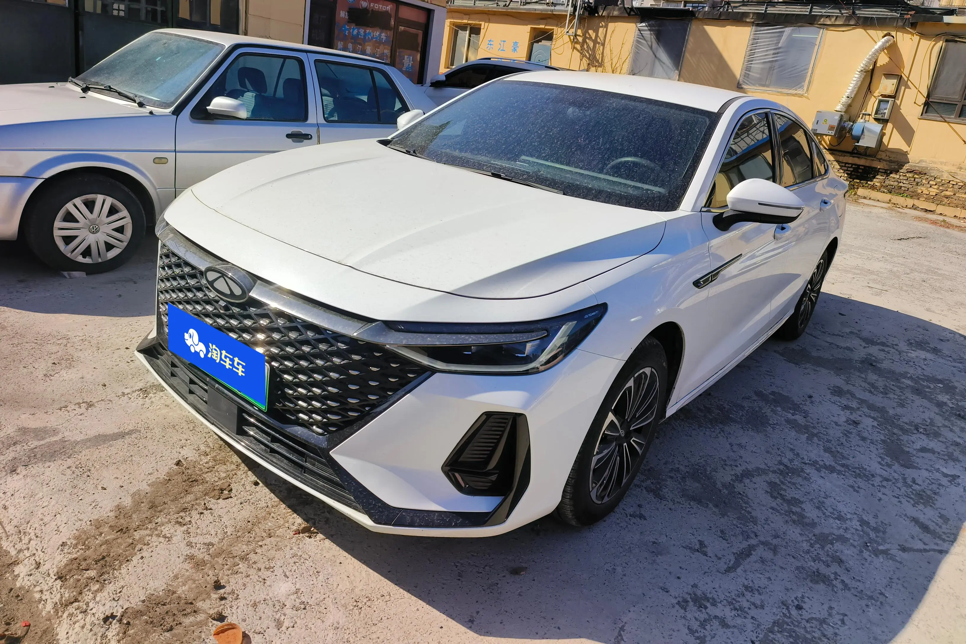 Chery Fengyun A8