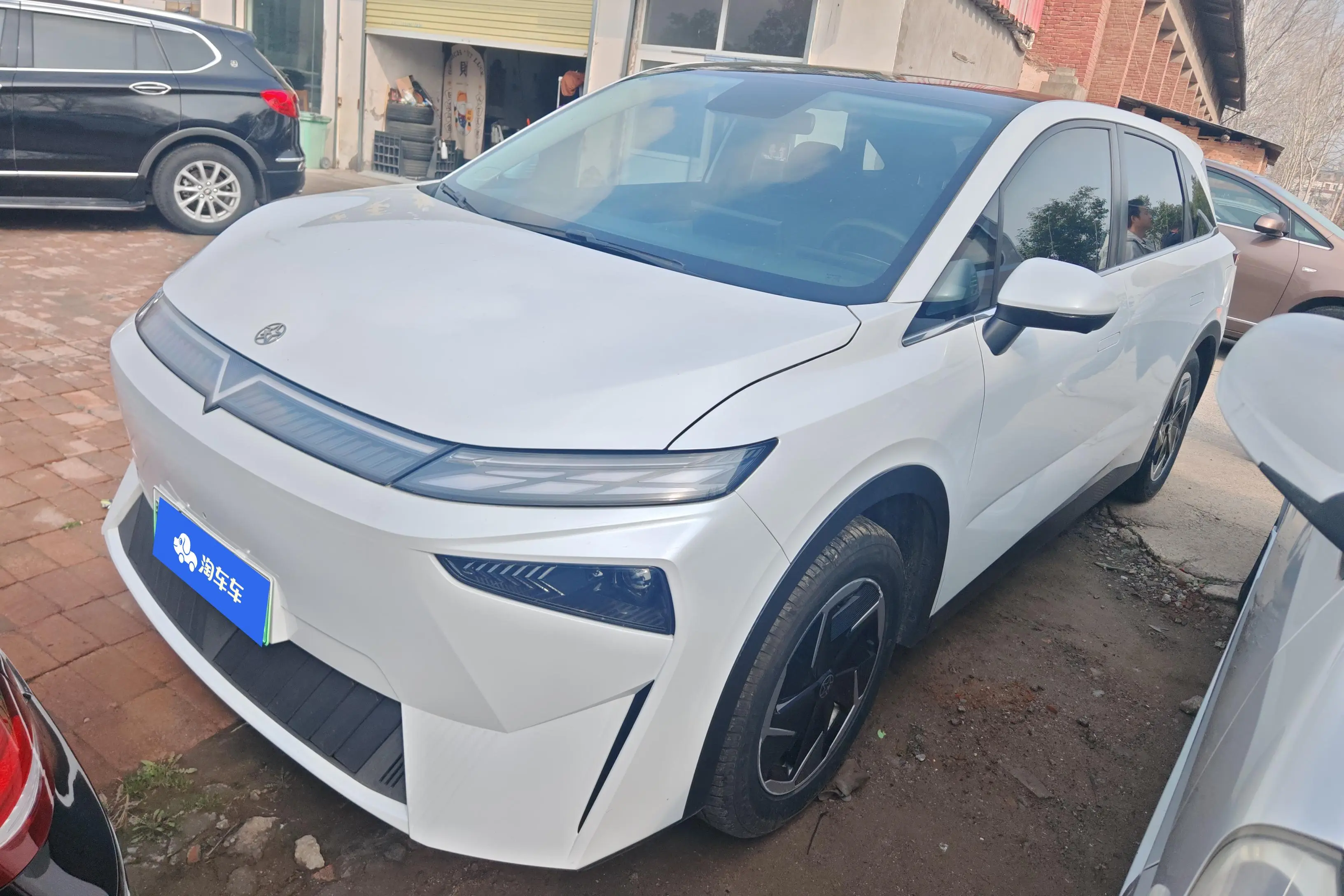 Kai Chen Venucia VX6