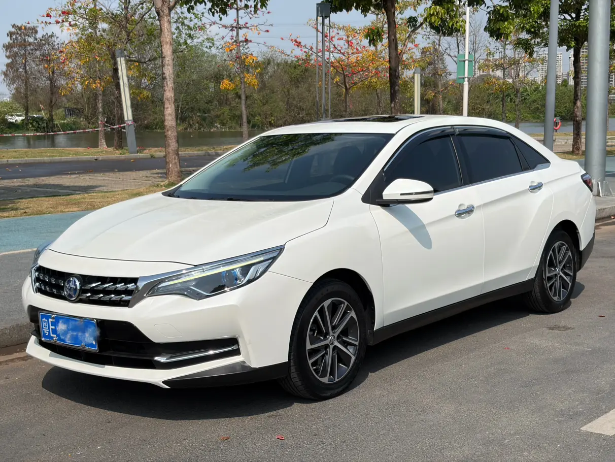 Kai Chen Venucia D60