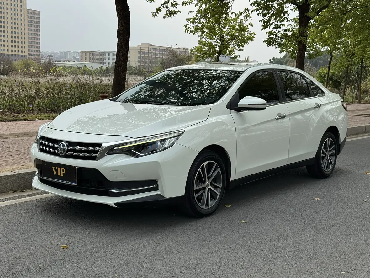 Kai Chen Venucia D60