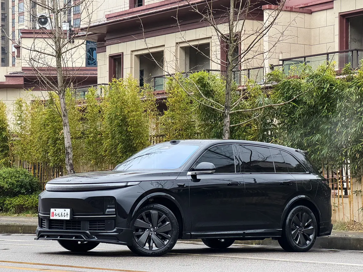 Lixiang L7