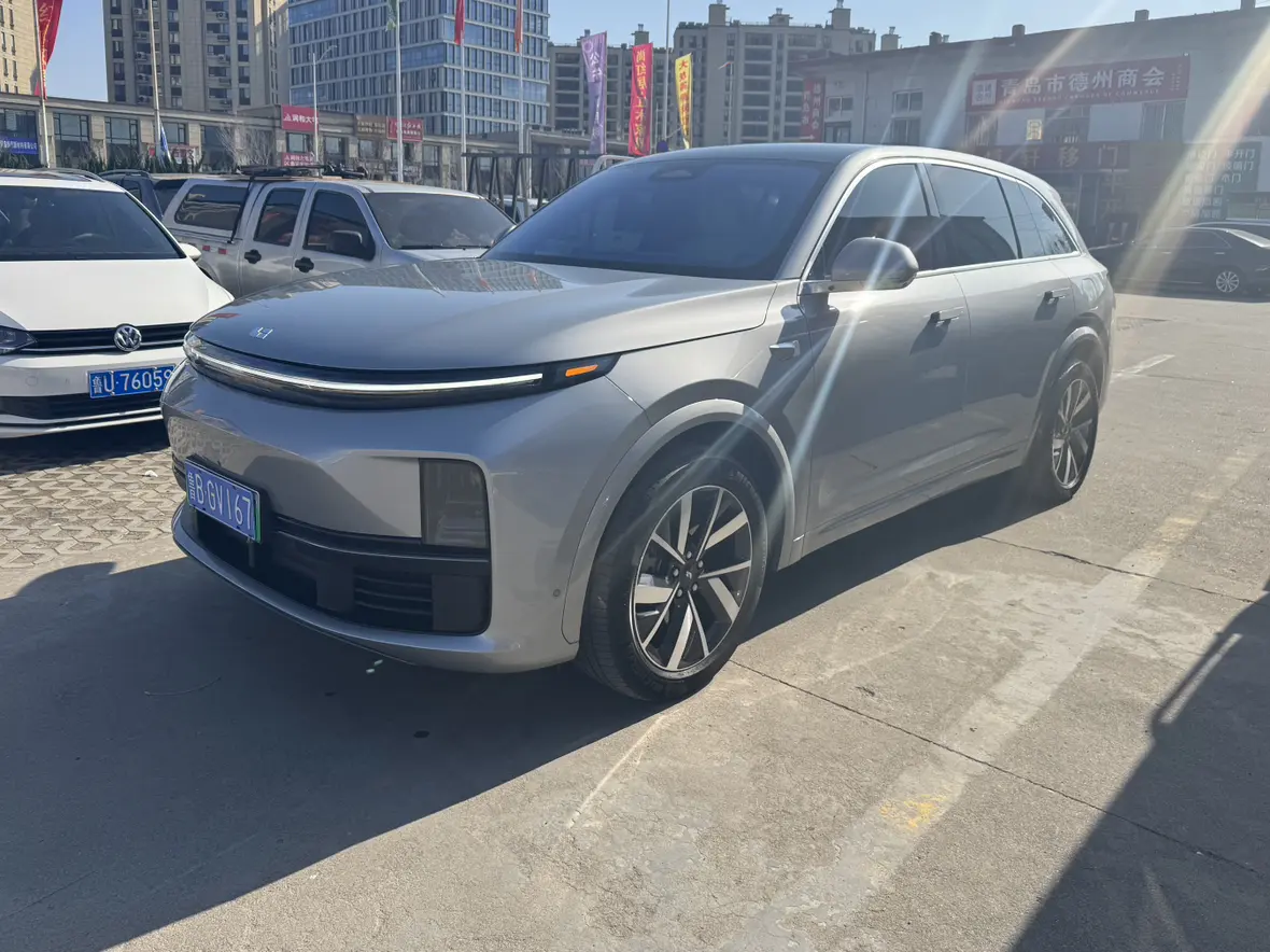 Lixiang L7