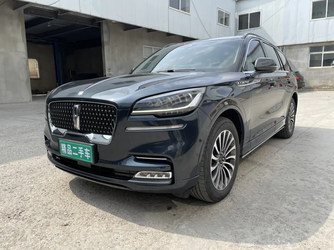 Lincoln Aviator