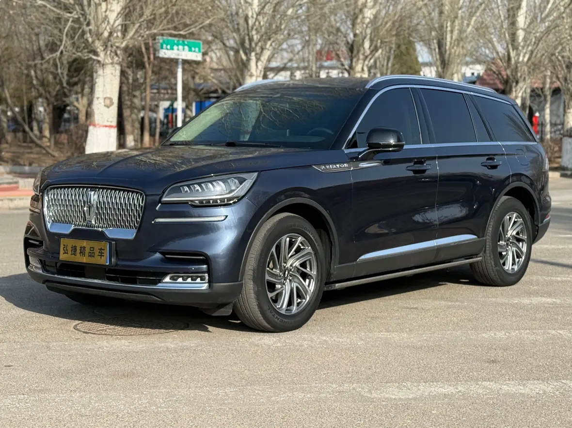 Lincoln Aviator