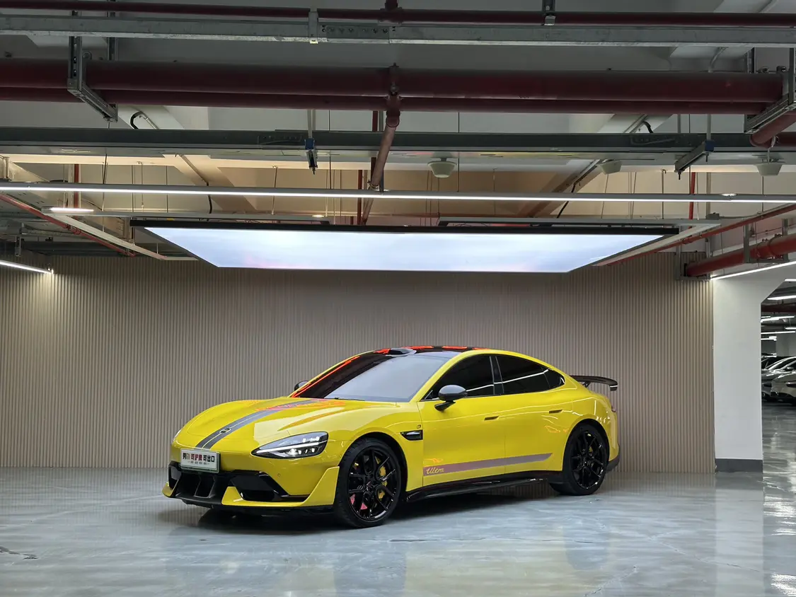 Xiaomi car Xiaomi SU7 Ultra  из Китая