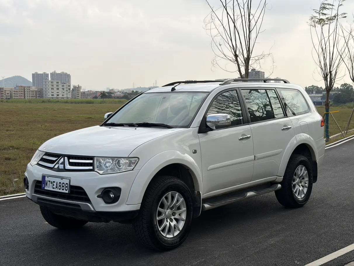Mitsubishi Pajero Jinchang