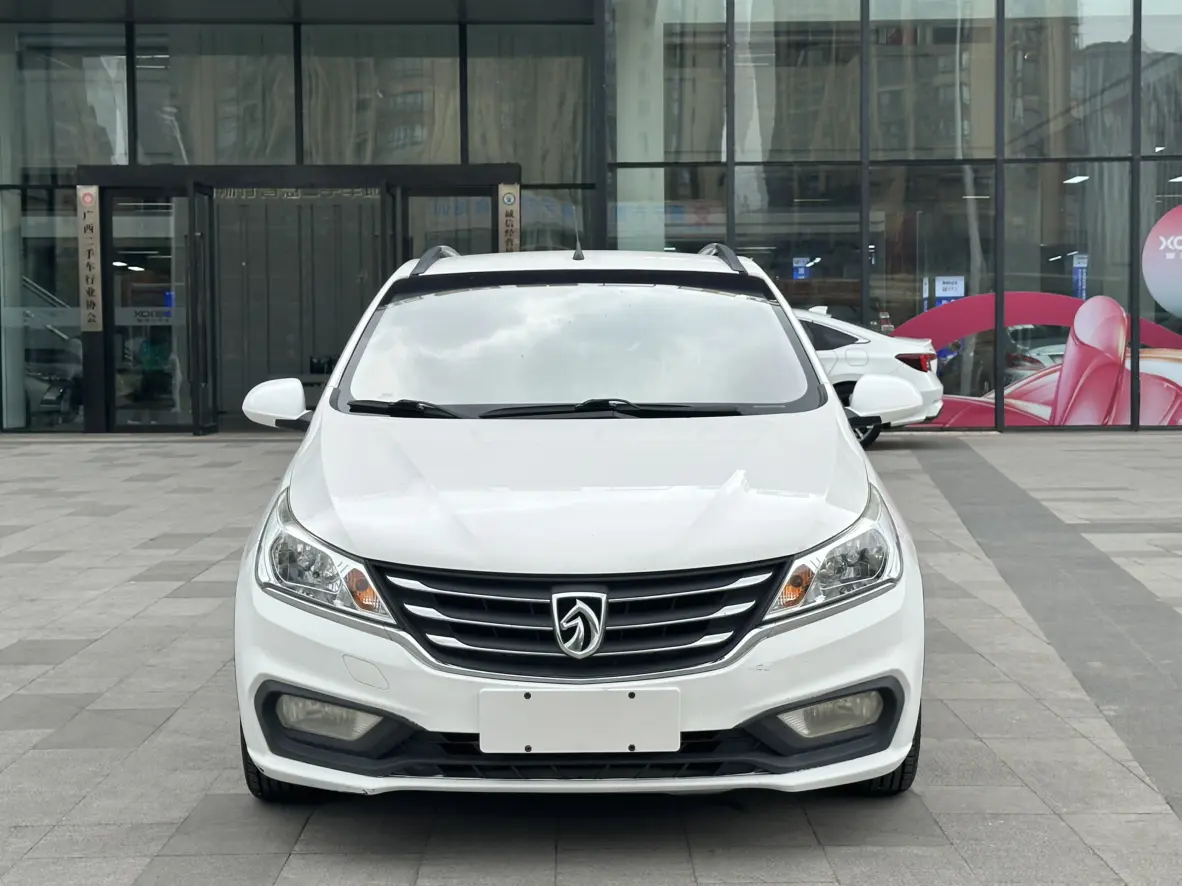 Baojun 310  из Китая