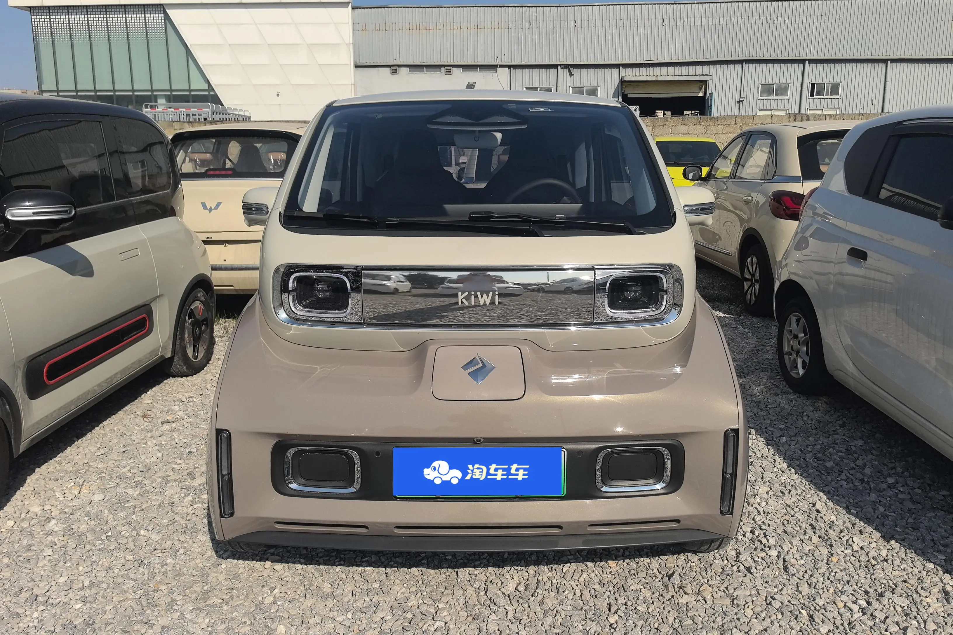 Baojun KiWi EV  из Китая