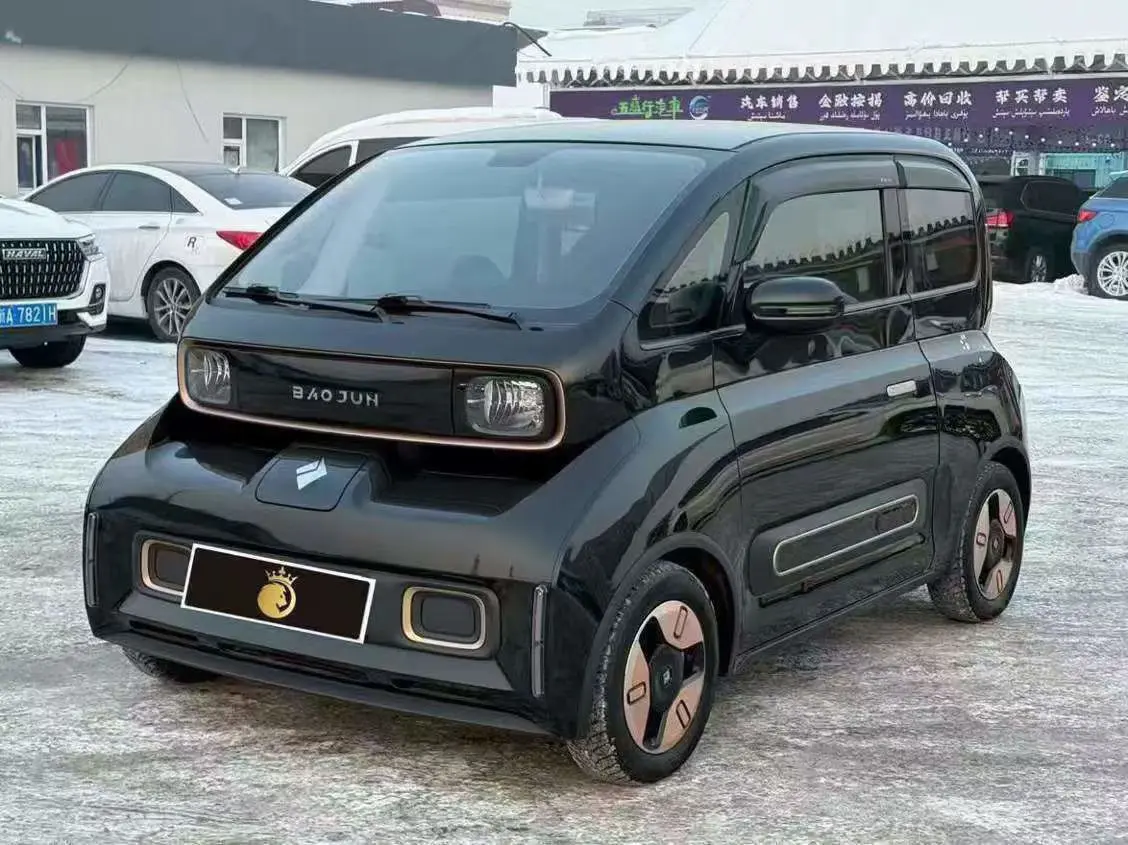 Baojun KiWi EV  из Китая