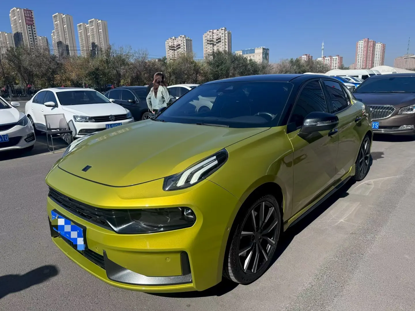 Lynk & Co 03