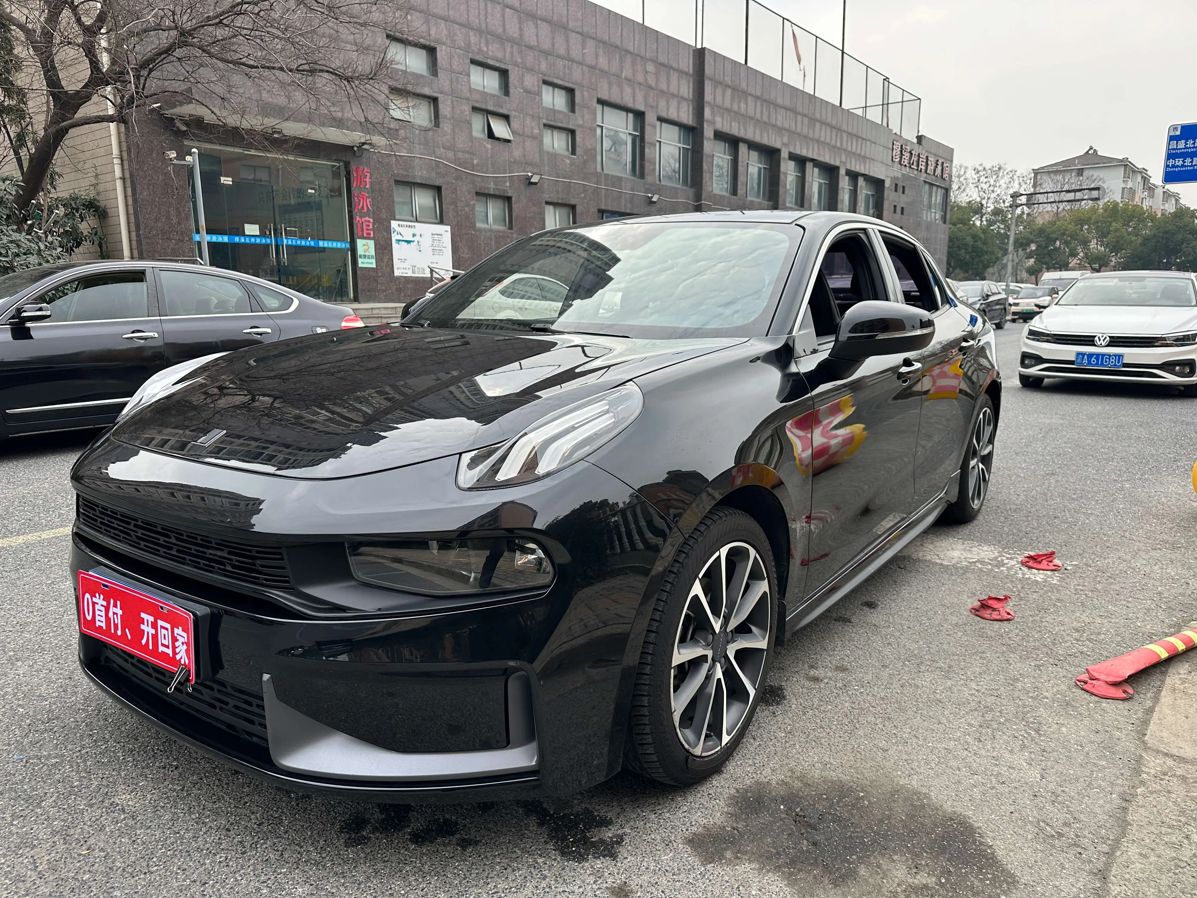 Lynk & Co 03