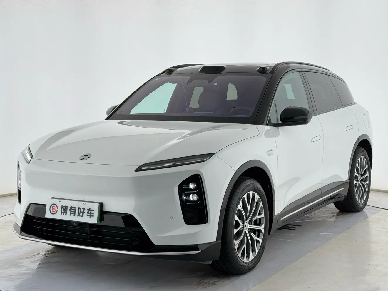 NIO ES6