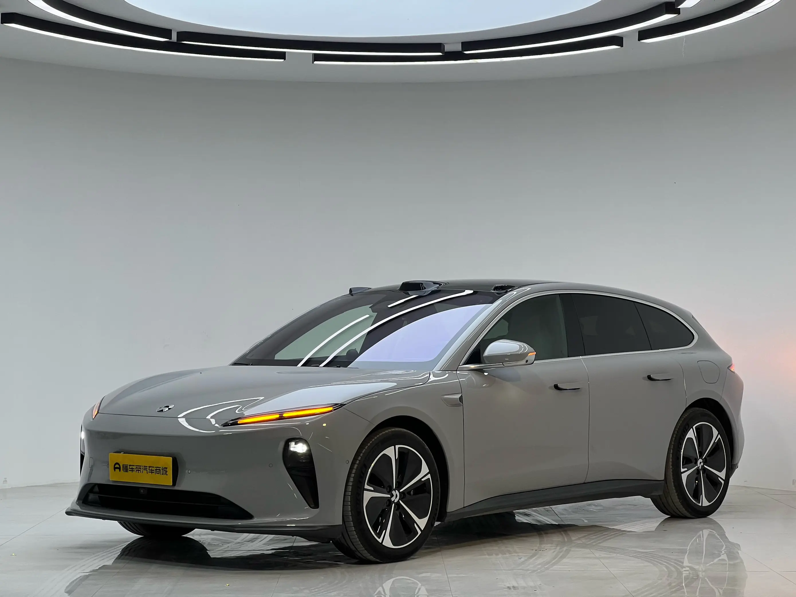NIO ET5T