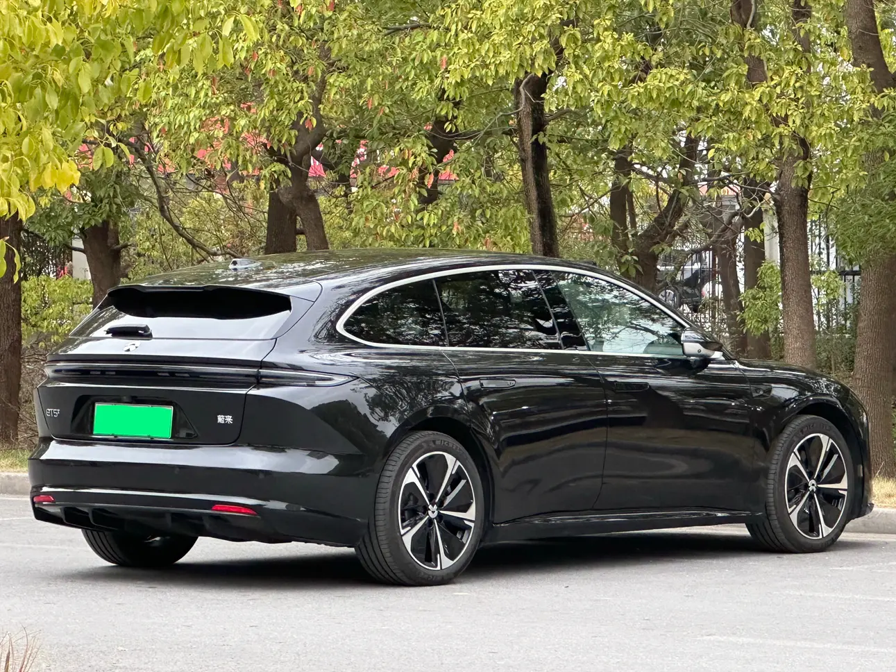 NIO ET5T