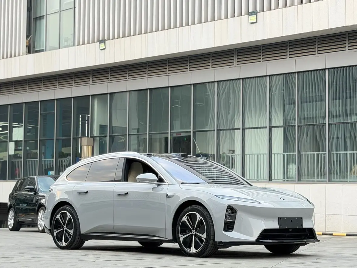 NIO ET5T