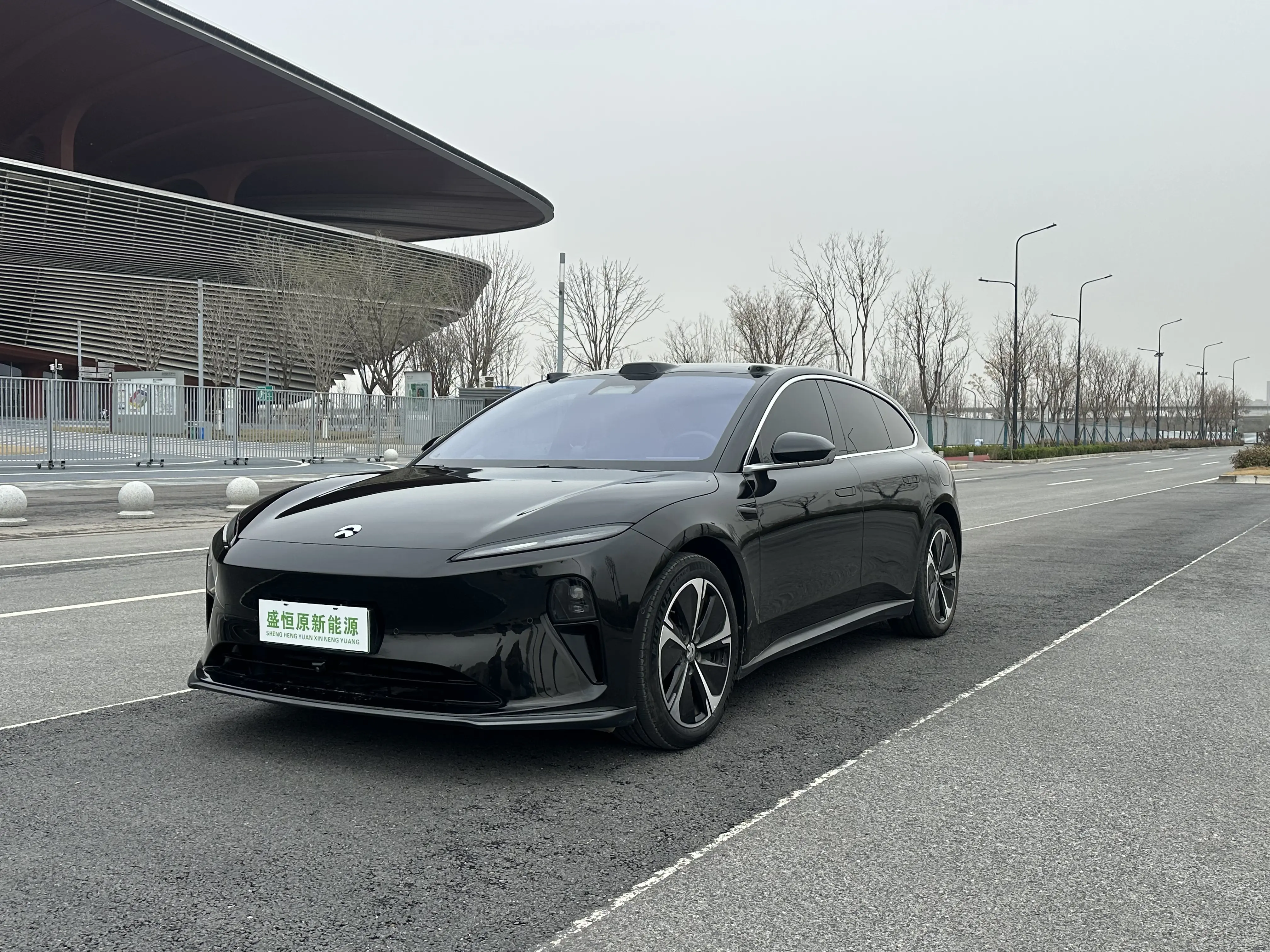 NIO ET5T