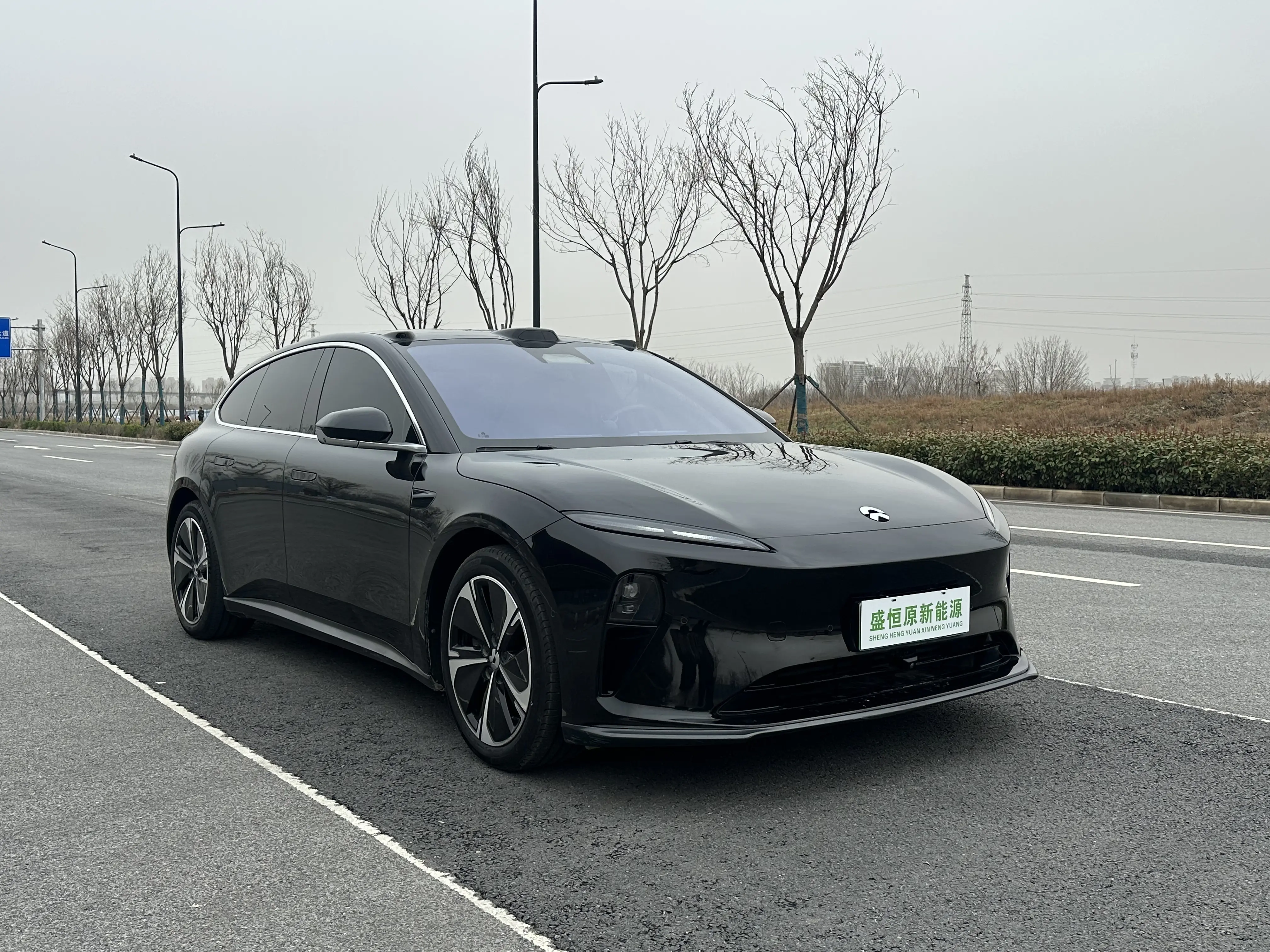 NIO ET5T