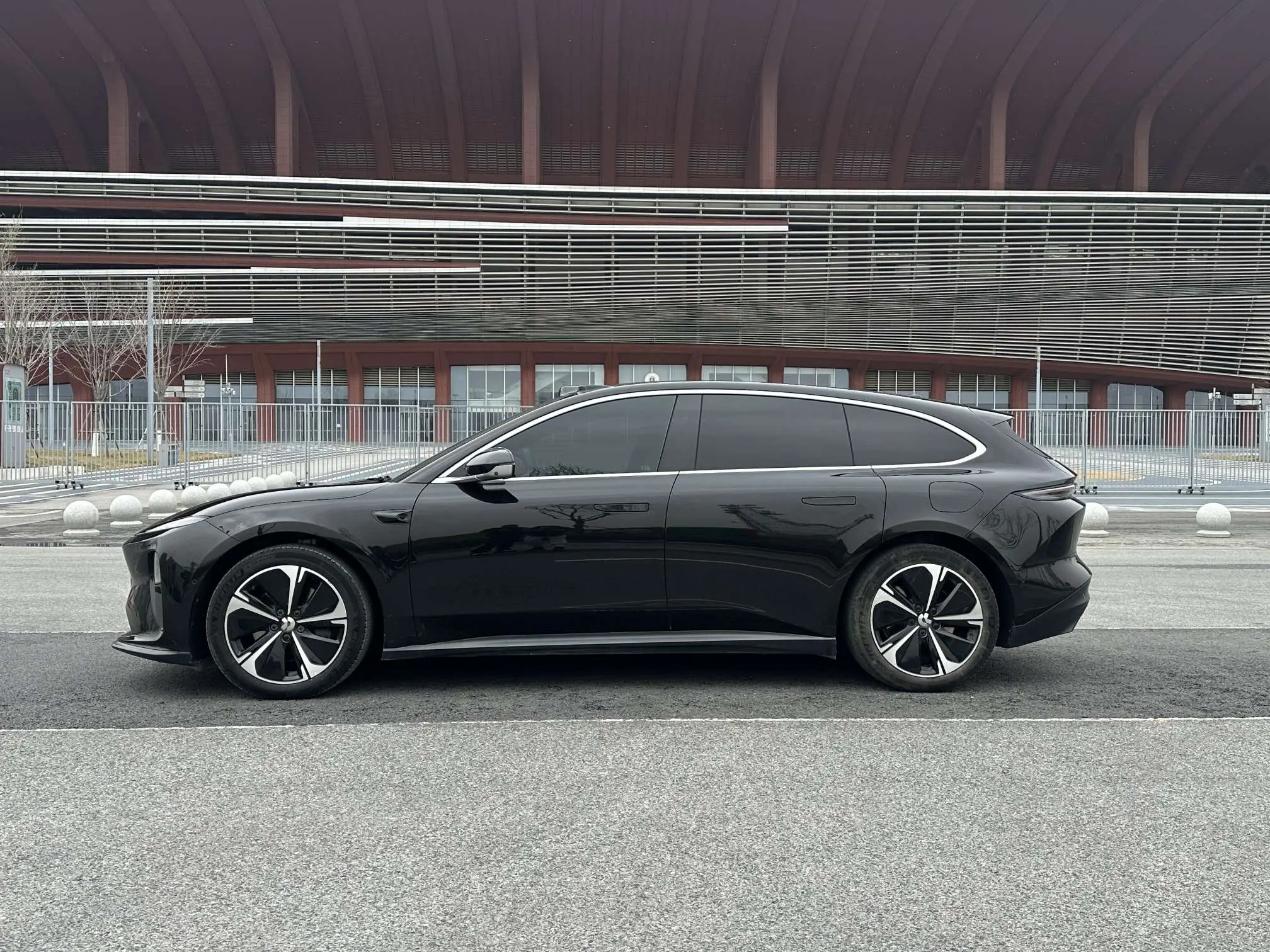 NIO ET5T