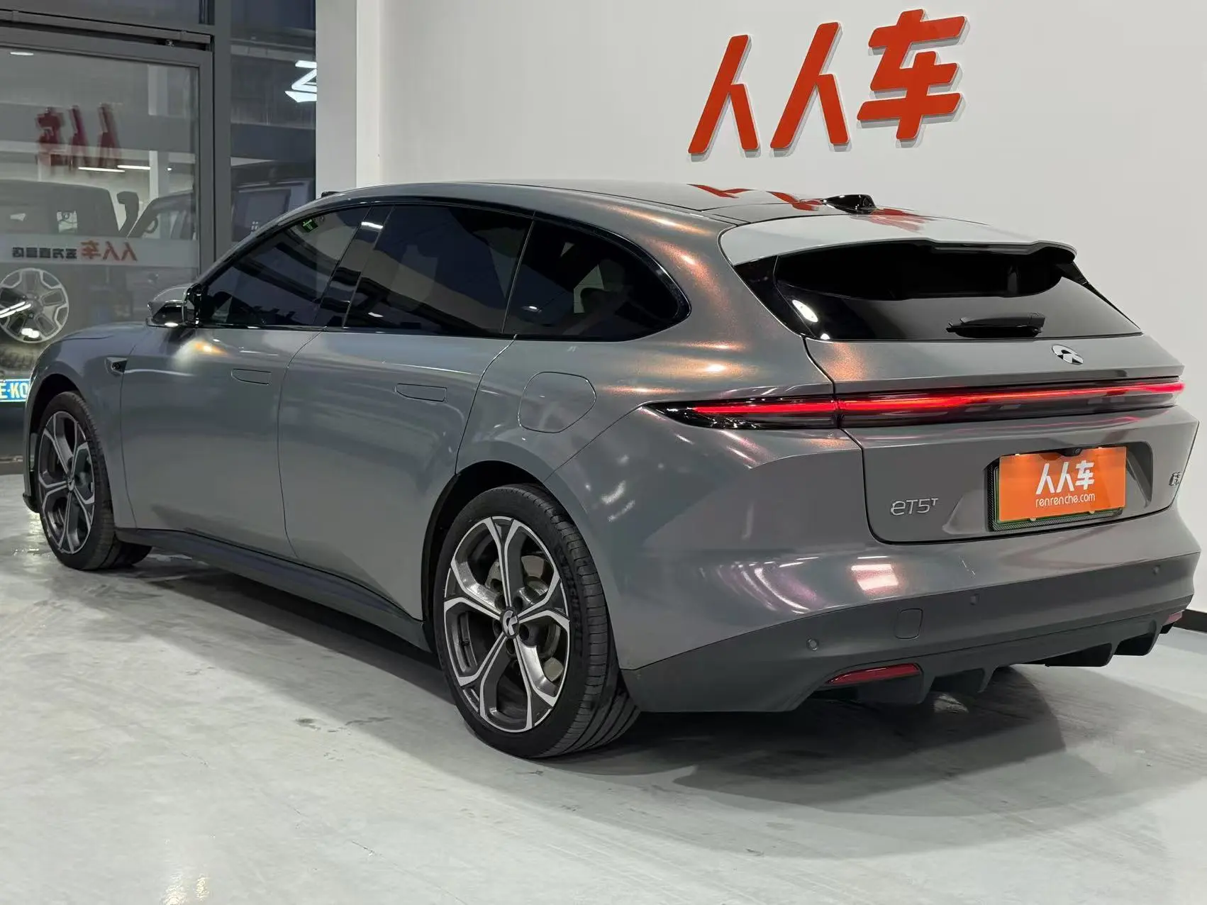 NIO ET5T