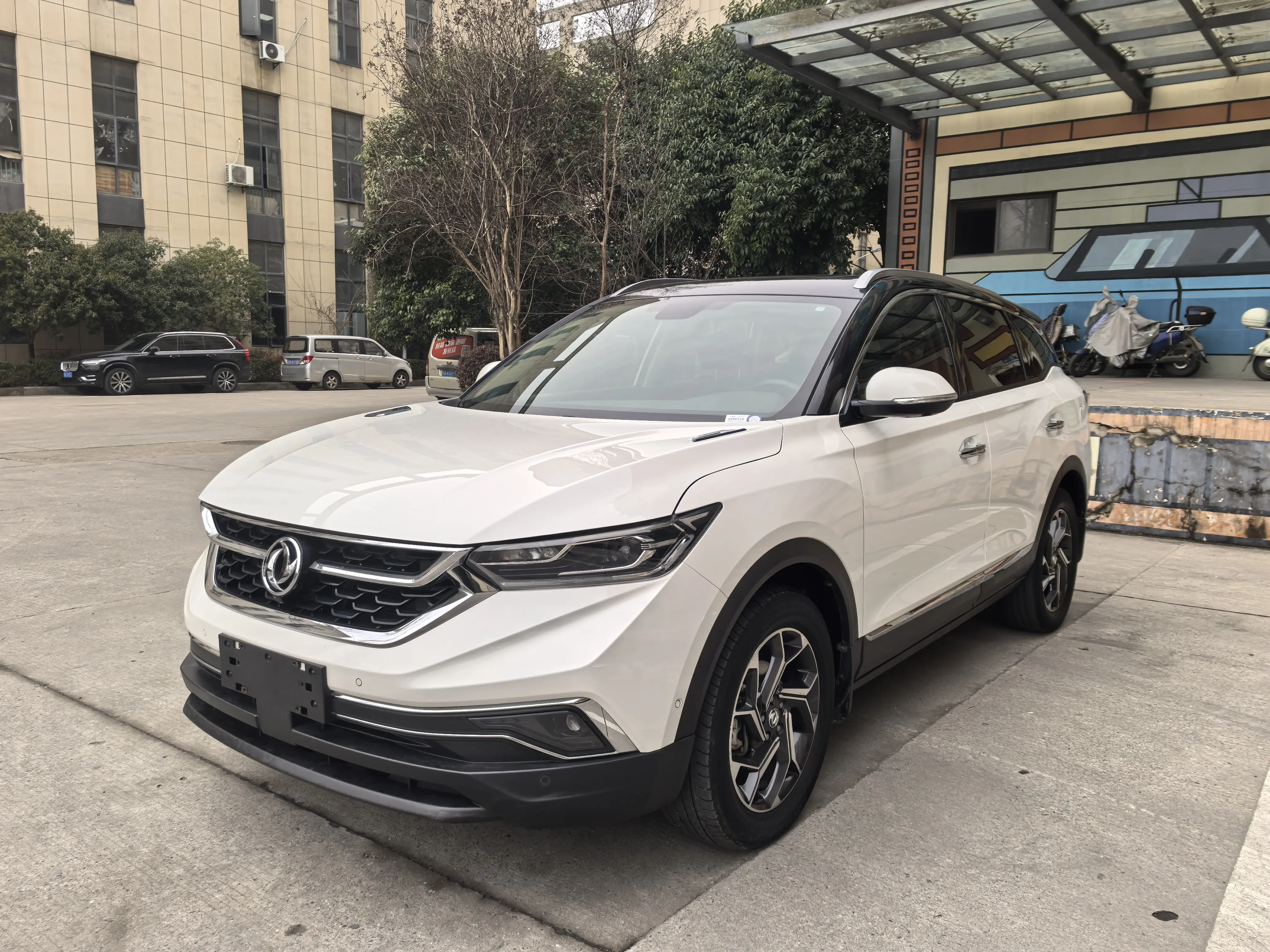 Dongfeng Fengshen AX7