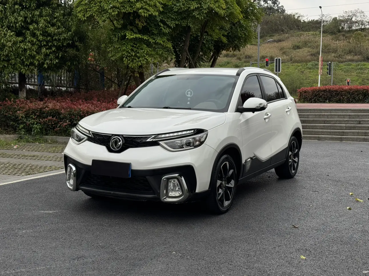 Dongfeng Fengshen AX4