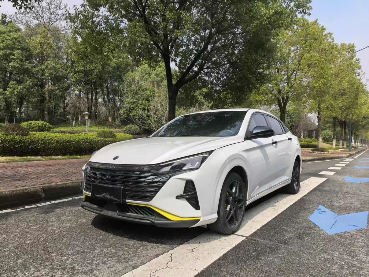 Dongfeng Yixuan