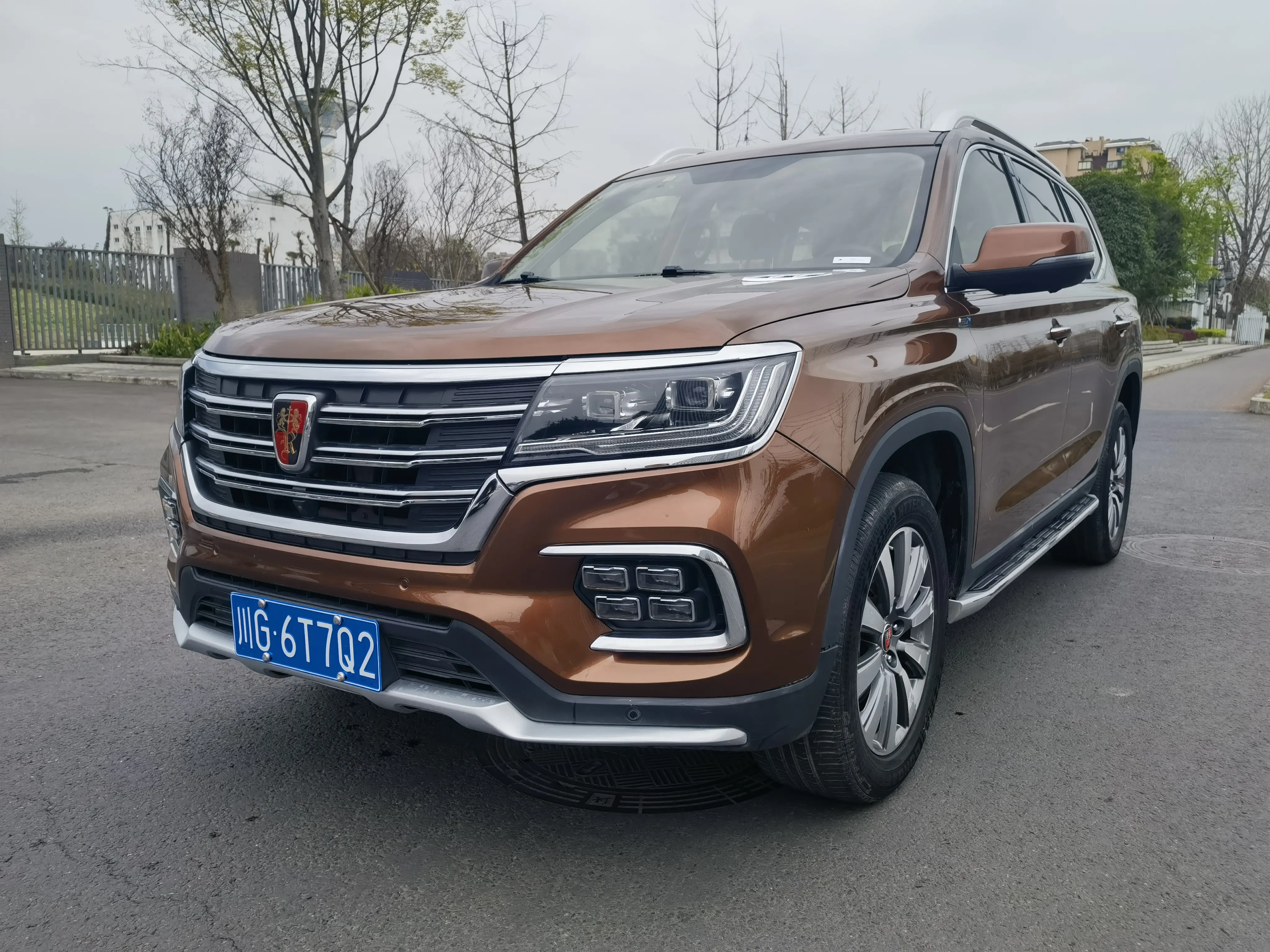 Roewe RX8