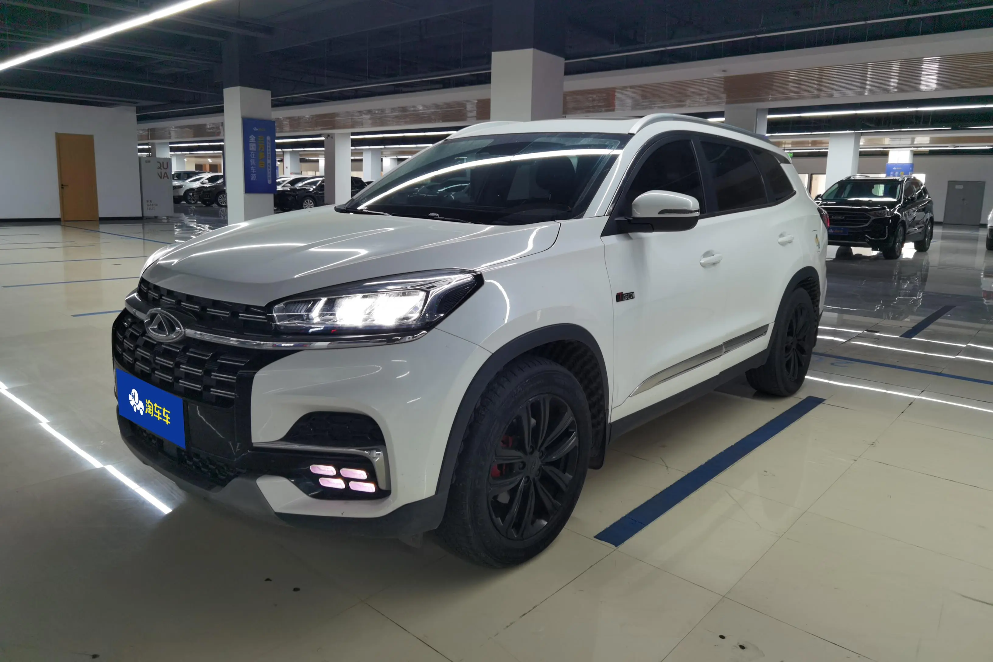 Chery Tiggo 8