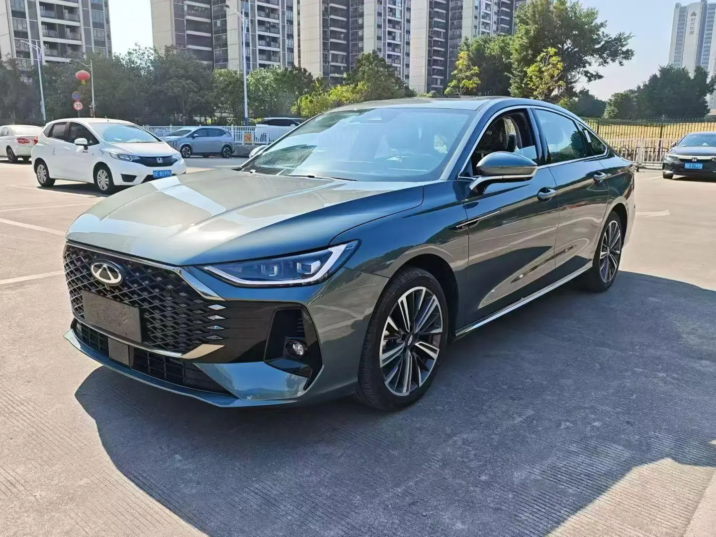 Chery Arrizo 8 PRO  из Китая