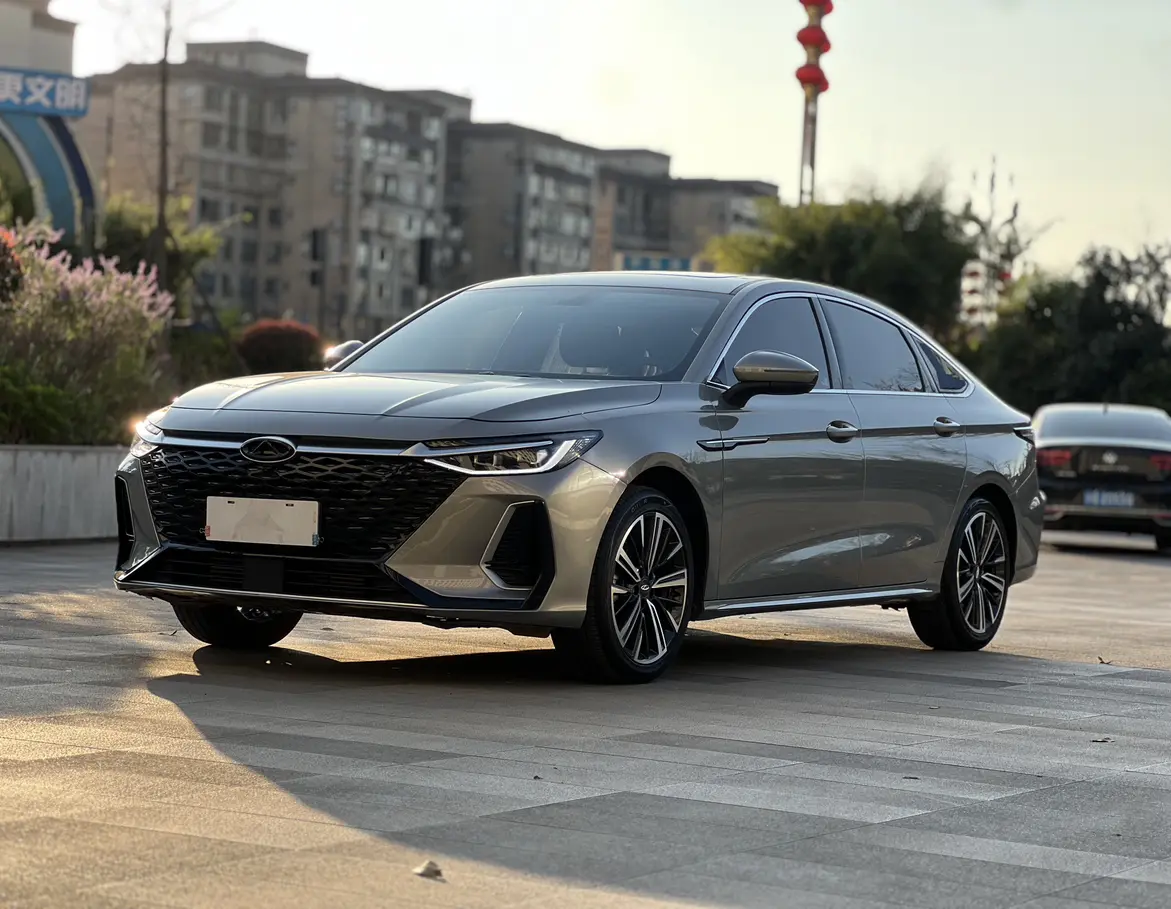 Chery Arrizo 8