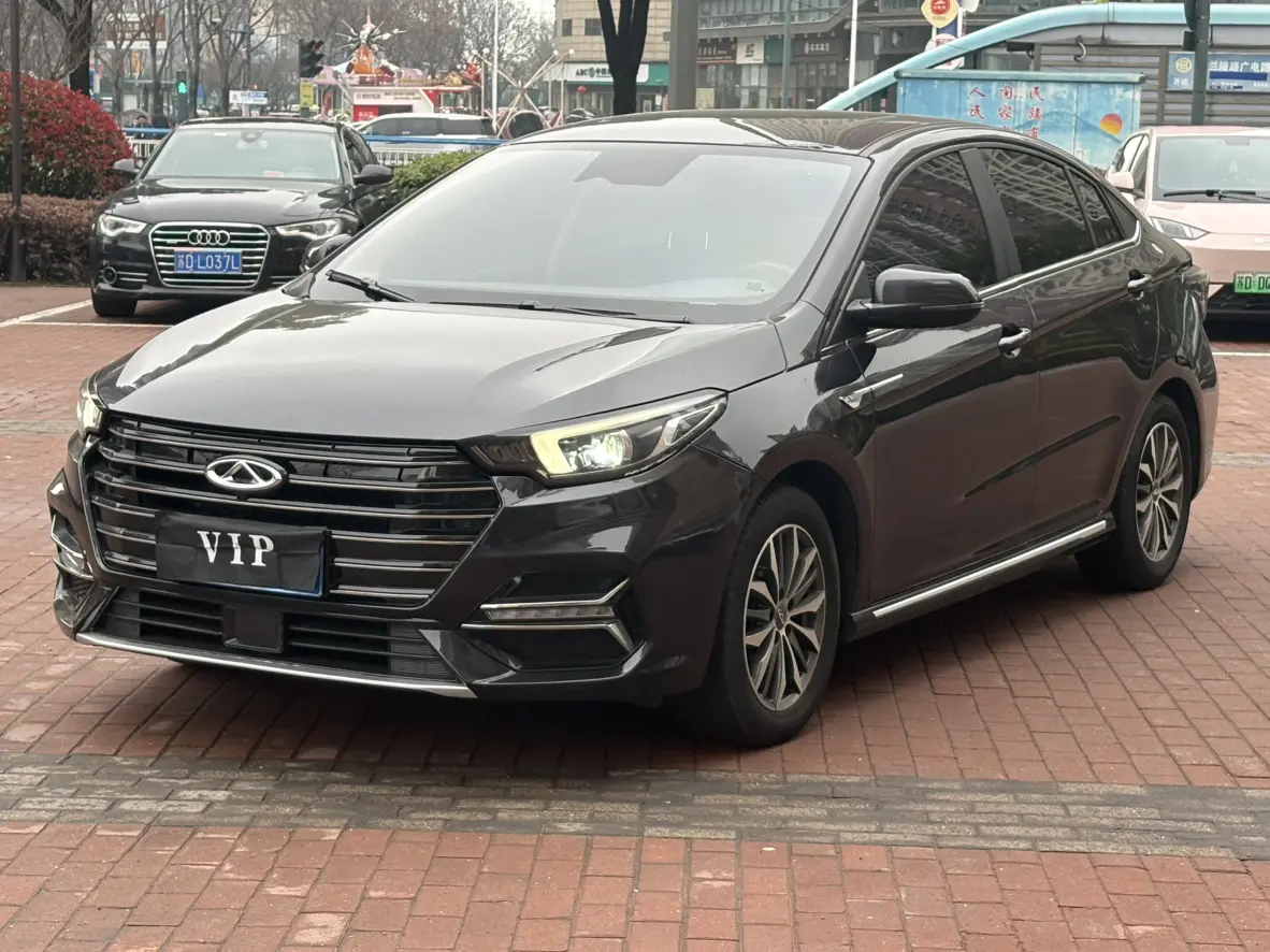 Omoda S5  из Китая