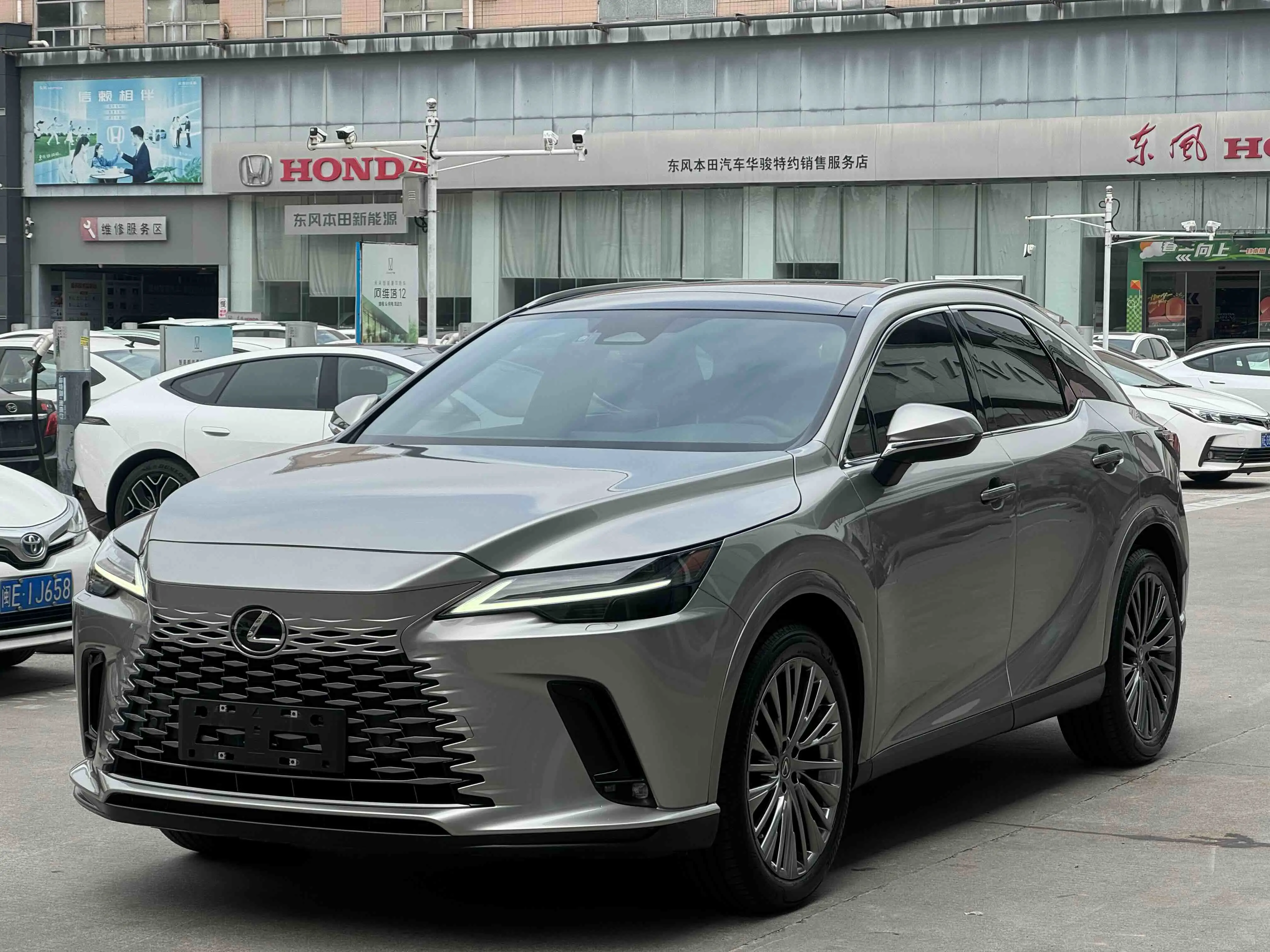 Lexus RX