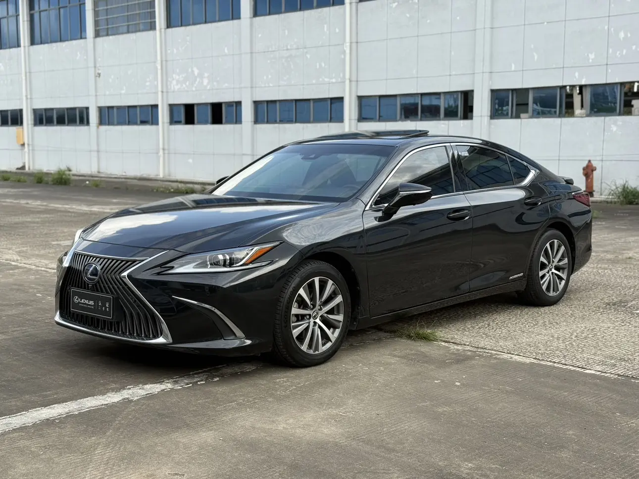 Lexus ES