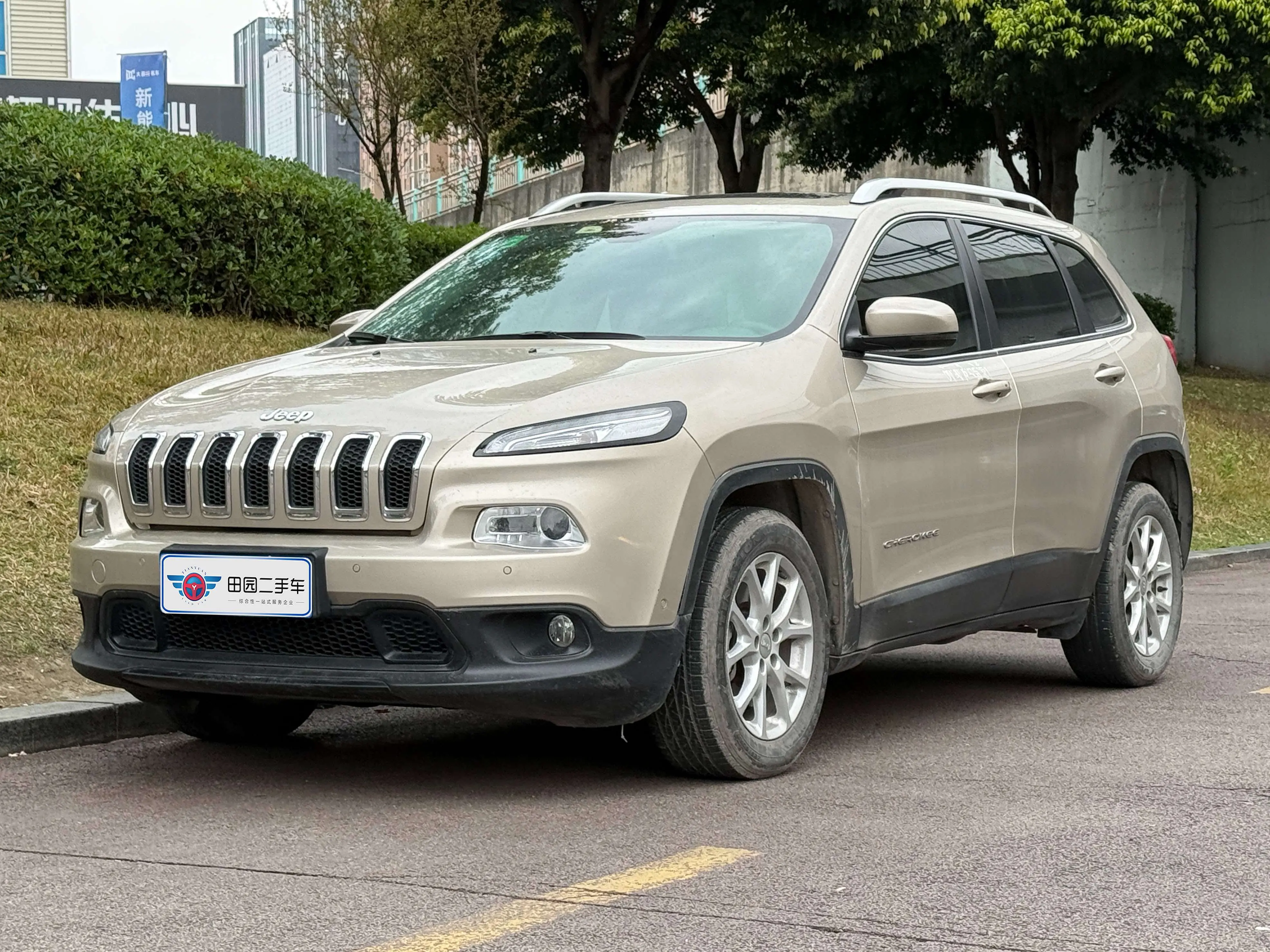 Jeep Cherokee